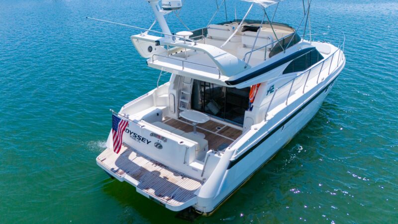 50ft Azimut available in Miami with 1 Jet Ski included for one hrs. - Image 43